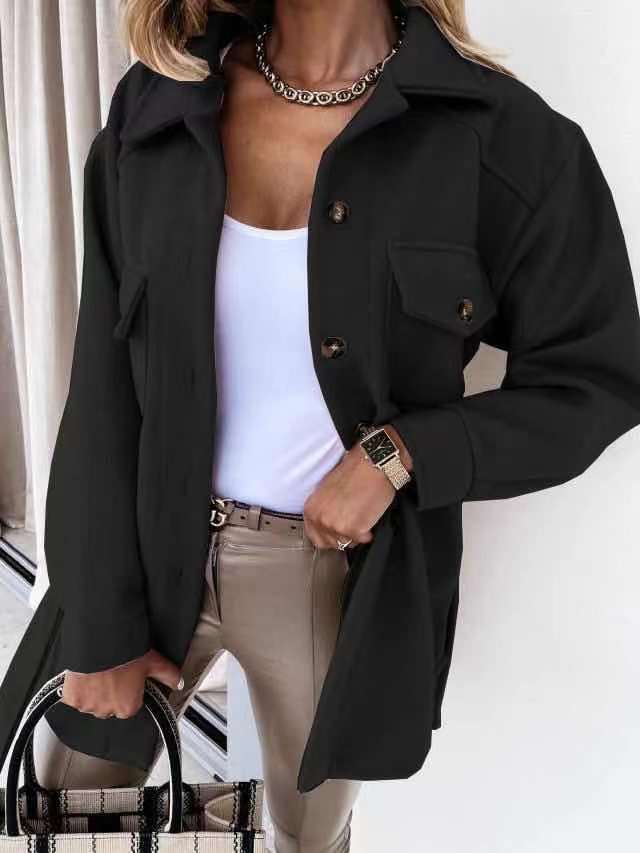Veste de mode pour femmes avec poches pratiques et coupe décontractée Chic & Stil