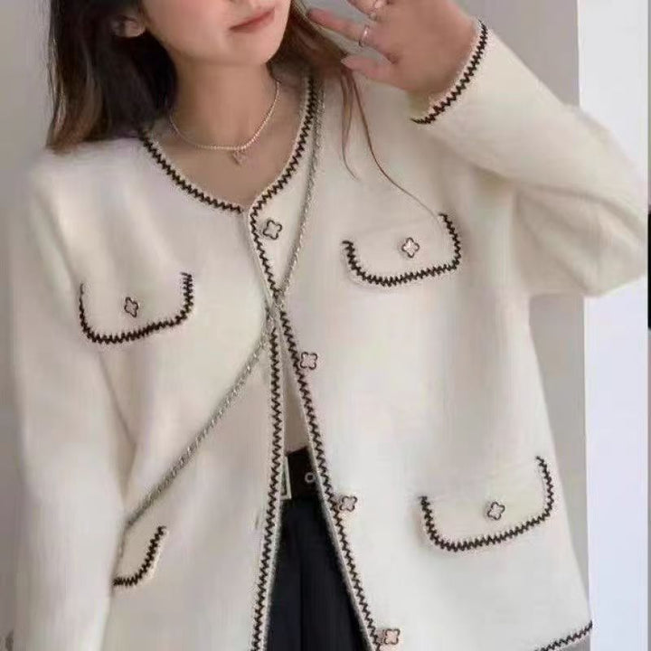 Gilet pour femmes avec des coutures contrastées élaborées Chic & Stil