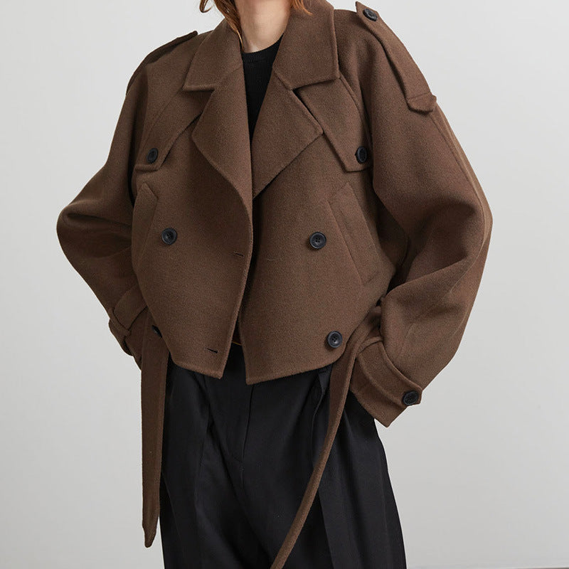 Short trench coat for women with adjustable belt and double-breasted design Lune London