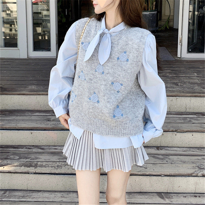 Ladies' knitted sweater with floral pattern Lune London