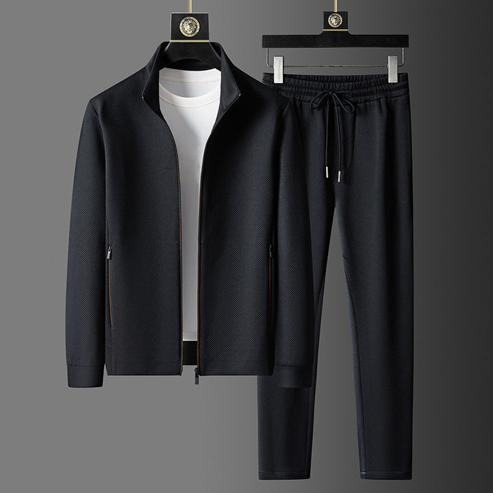 Functional sports set for men made of high-quality fabric Lune London