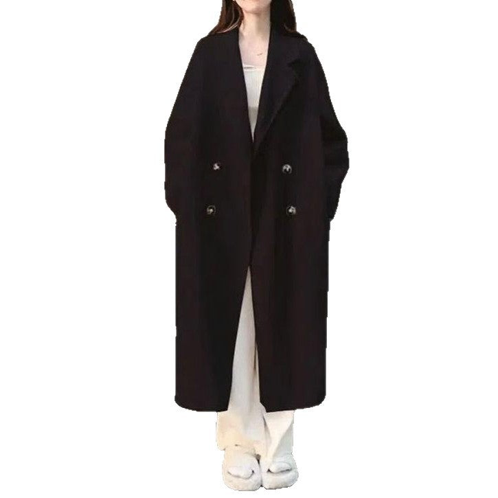 Manteau en laine élégant et doux pour femmes avec patte de boutonnage double. Chic & Stil