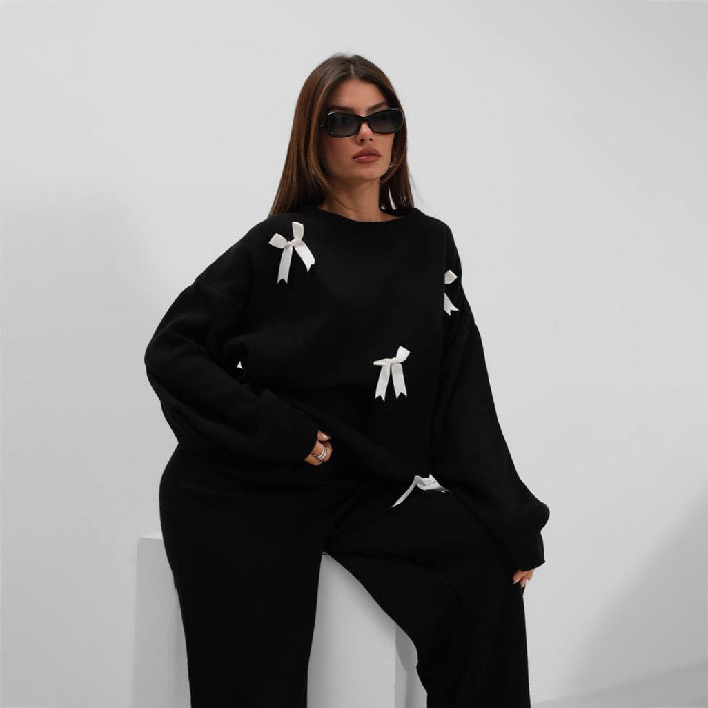 Comfortable knit outfit for women with high-quality applications Lune London