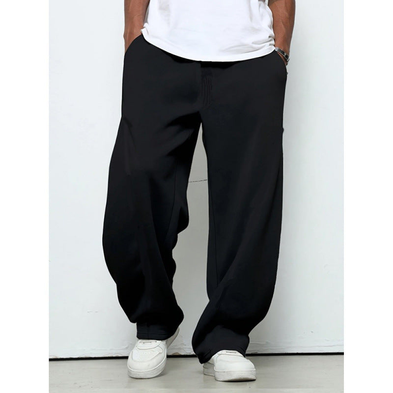 Men's loose-fitting jogging pants with a casual cut and practical pockets Lune London