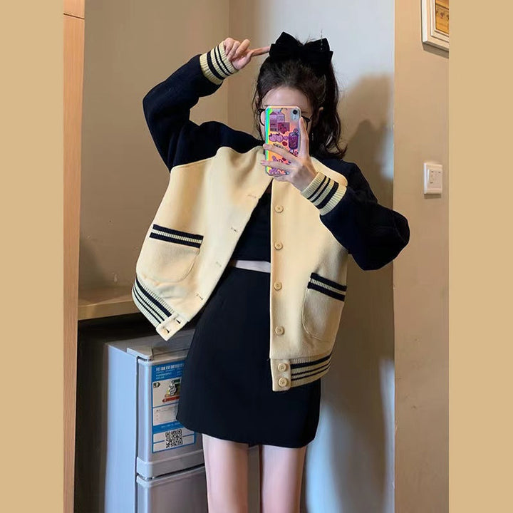 Women's Fashion Oversized College Jacket with Button Closure and Contrast Stripes Chic & Stil