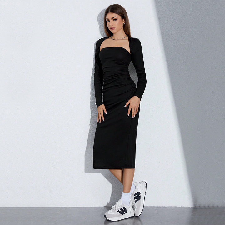 Elegant maxi dress for women with gathers and side slit Chic & Stil