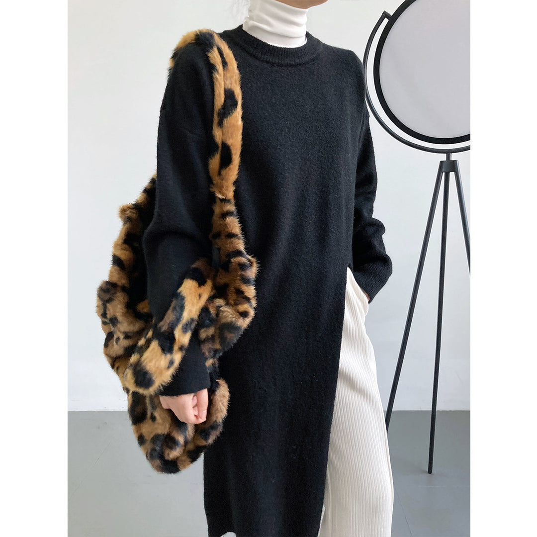 Women Long Knit Sweater with Loose Fit and Side Slits Chic & Stil