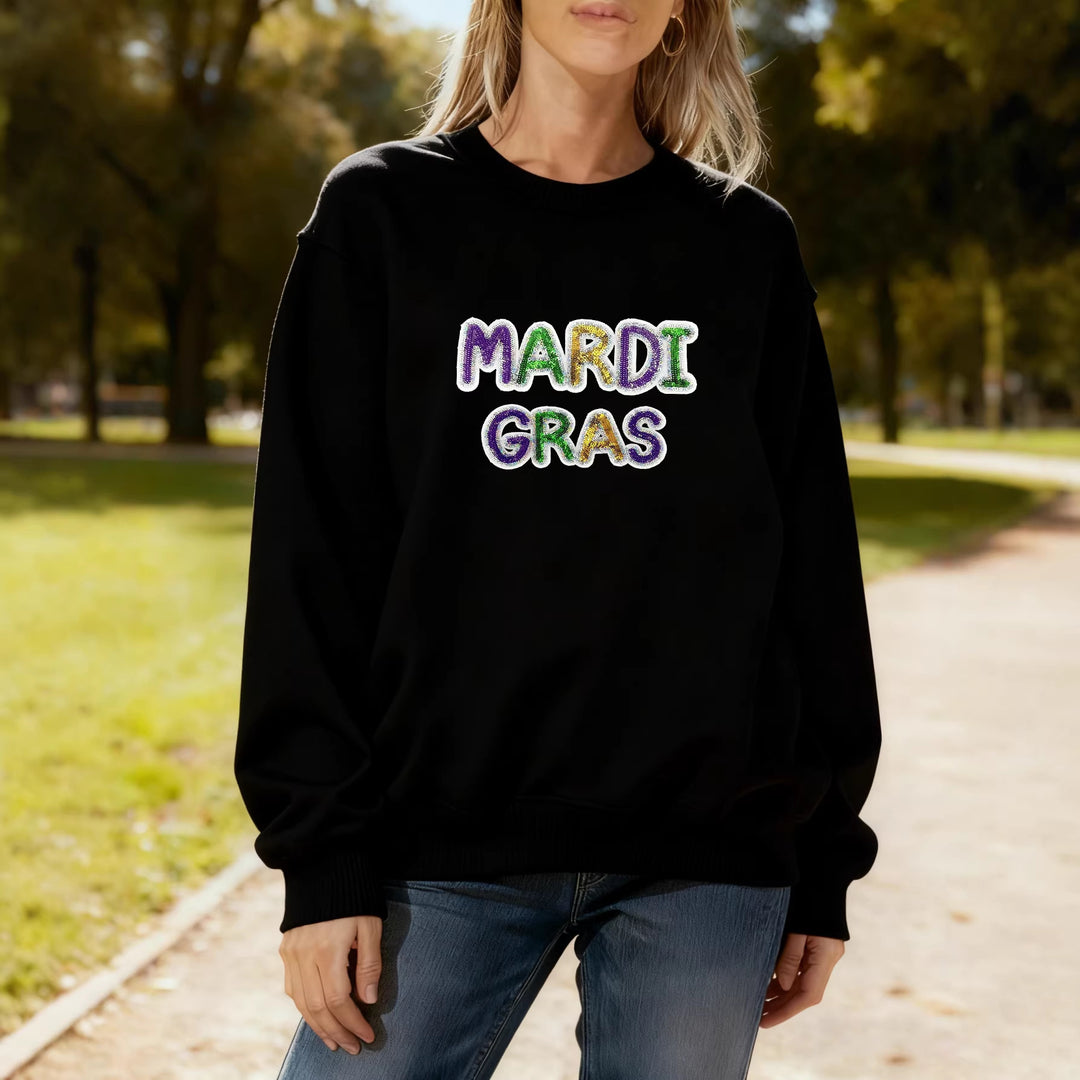 Sweat-shirt pour femmes avec lettrage vibrant de Mardi Gras Chic & Stil