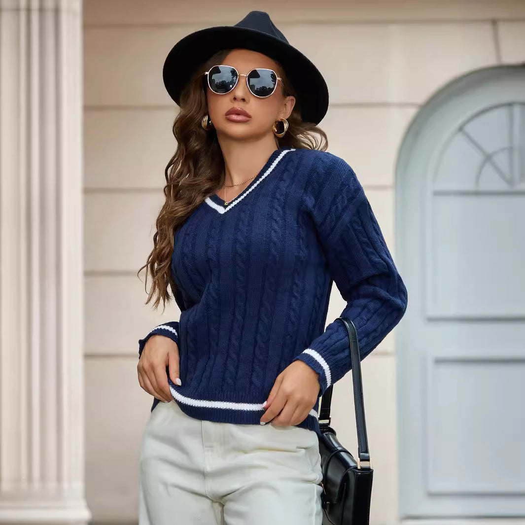 Knit sweater for women with V-neck and cable pattern Lune London