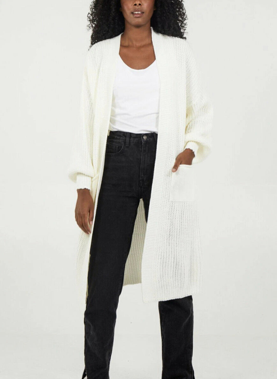 Ladies Long knitted cardigan with airy sleeves and an open front Lune London