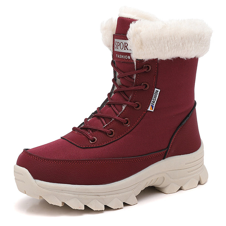 Winter outdoor boots for women with thermal insulating lining and non-slip sole Lune London