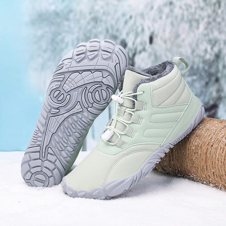 Winter boots for women with non-slip sole and insulated inner lining Lune London