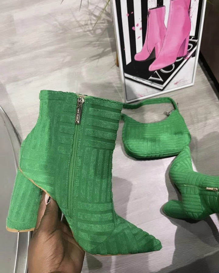 Women's Elegant Ankle Boots with Textured Upper Material and Practical Zipper Lune London