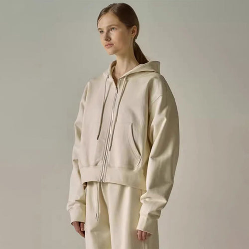 Veste à capuche pour femmes avec zipp et poches latérales Chic & Stil