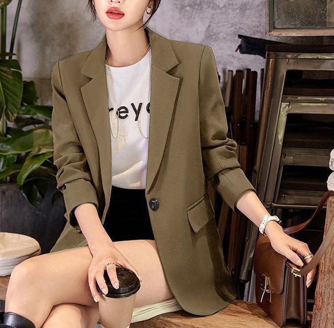 Blazer moderne pour femmes à revers hauts Chic & Stil