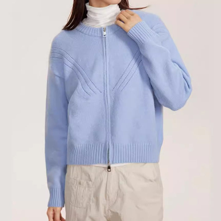 Ladies cozy knit cardigan with modern zipper closure and nice structured design Lune London