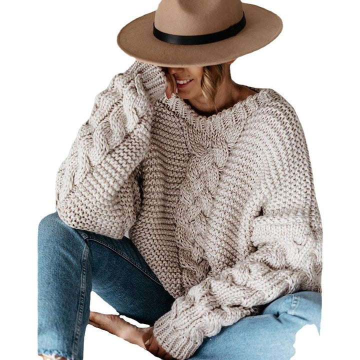 Women's oversized chunky knit sweater with cable pattern Lune London