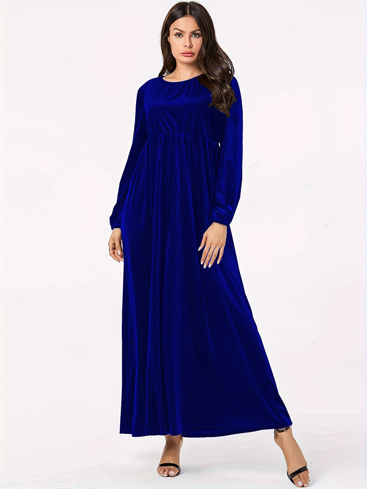 Maxi dress for women in luxurious velvet with elegant draping Lune London