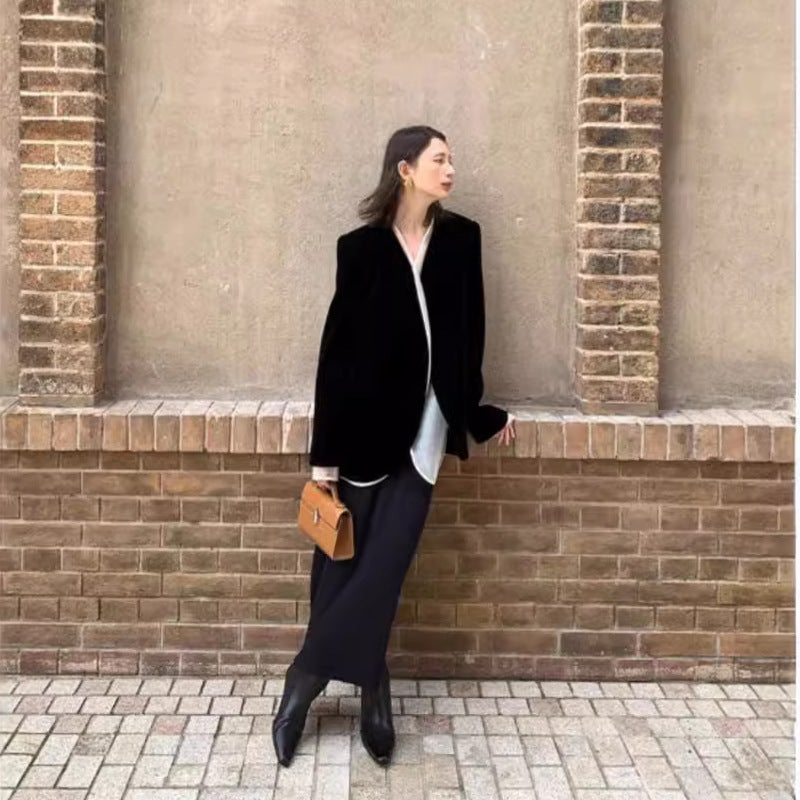 Trendy wrap jacket for women with textured design and elegant lapels Lune London