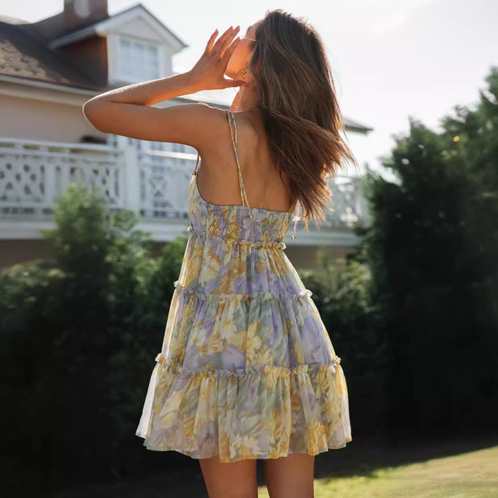 Robe d'été aérienne pour femmes avec de délicates volants et des bretelles spaghetti Chic & Stil