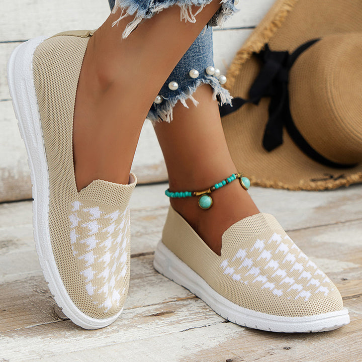 Comfortable slip-on sneakers for women with a modern houndstooth pattern Lune London