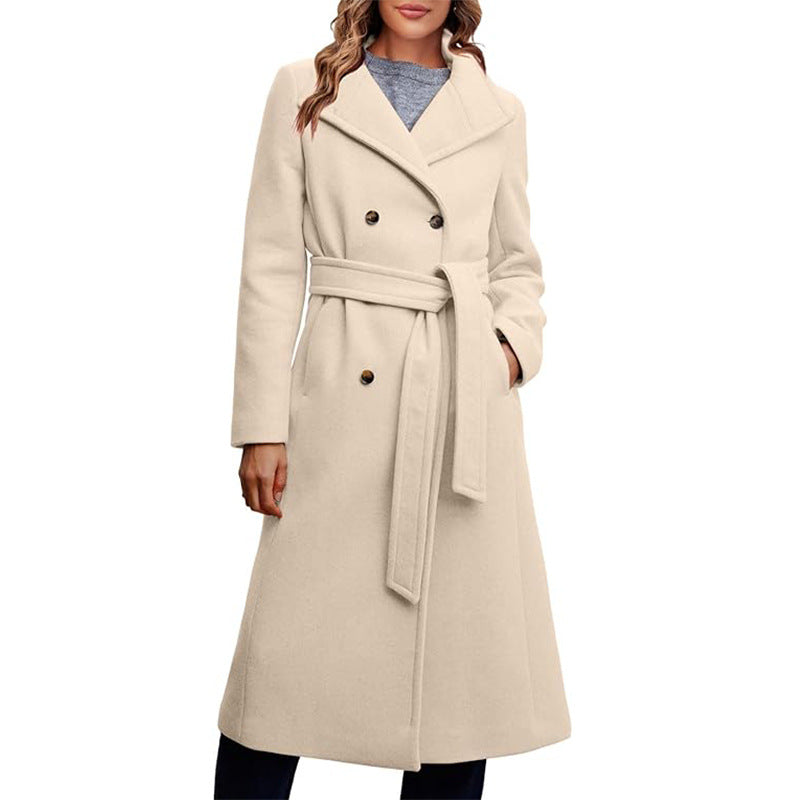 Ladies Elegant Double-Breasted Coat with Belt Detail Chic und Stil