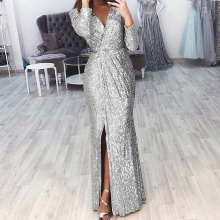 Robe de soirée longue pour femmes avec un design élégant enveloppant et une fente Chic & Stil
