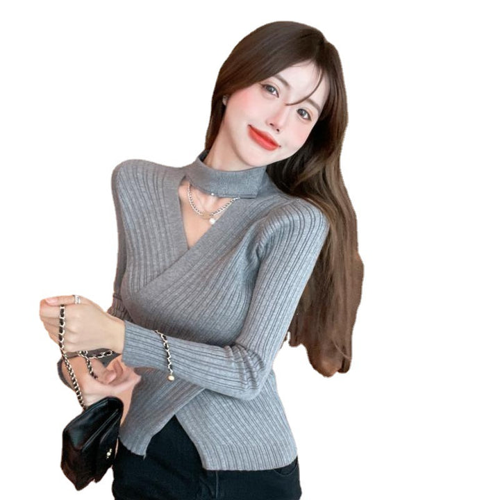 Women's elegant wrap top made of ribbed knit material Lune London