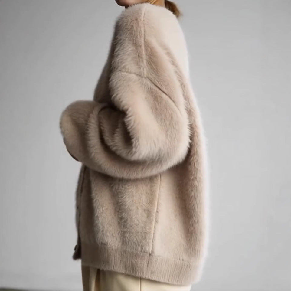 Lune London plush cardigan for women with elegant buttons and loose fit