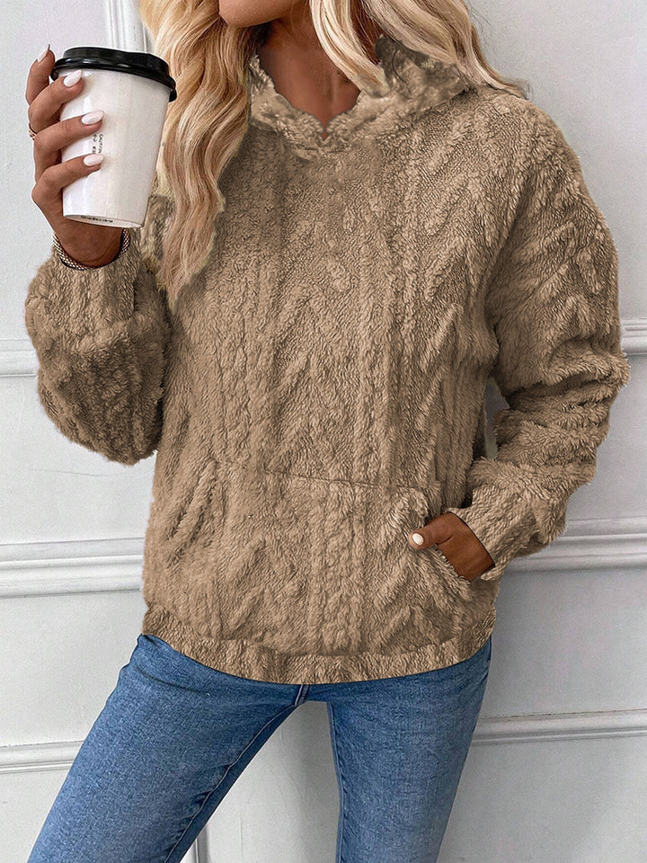 Women's hoodie made from soft material with integrated kangaroo pockets Lune London
