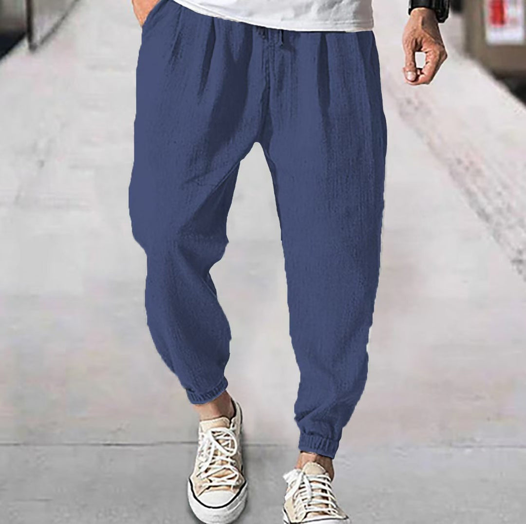 Casual and comfortable sports pants for men with elastic waist Lune London