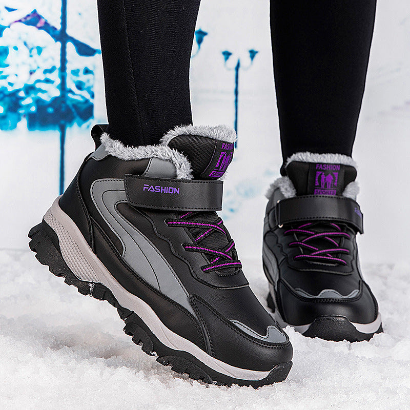 Women Warm Lined Winter Boots with Non-Slip Sole and Adjustable Velcro Closure Lune London