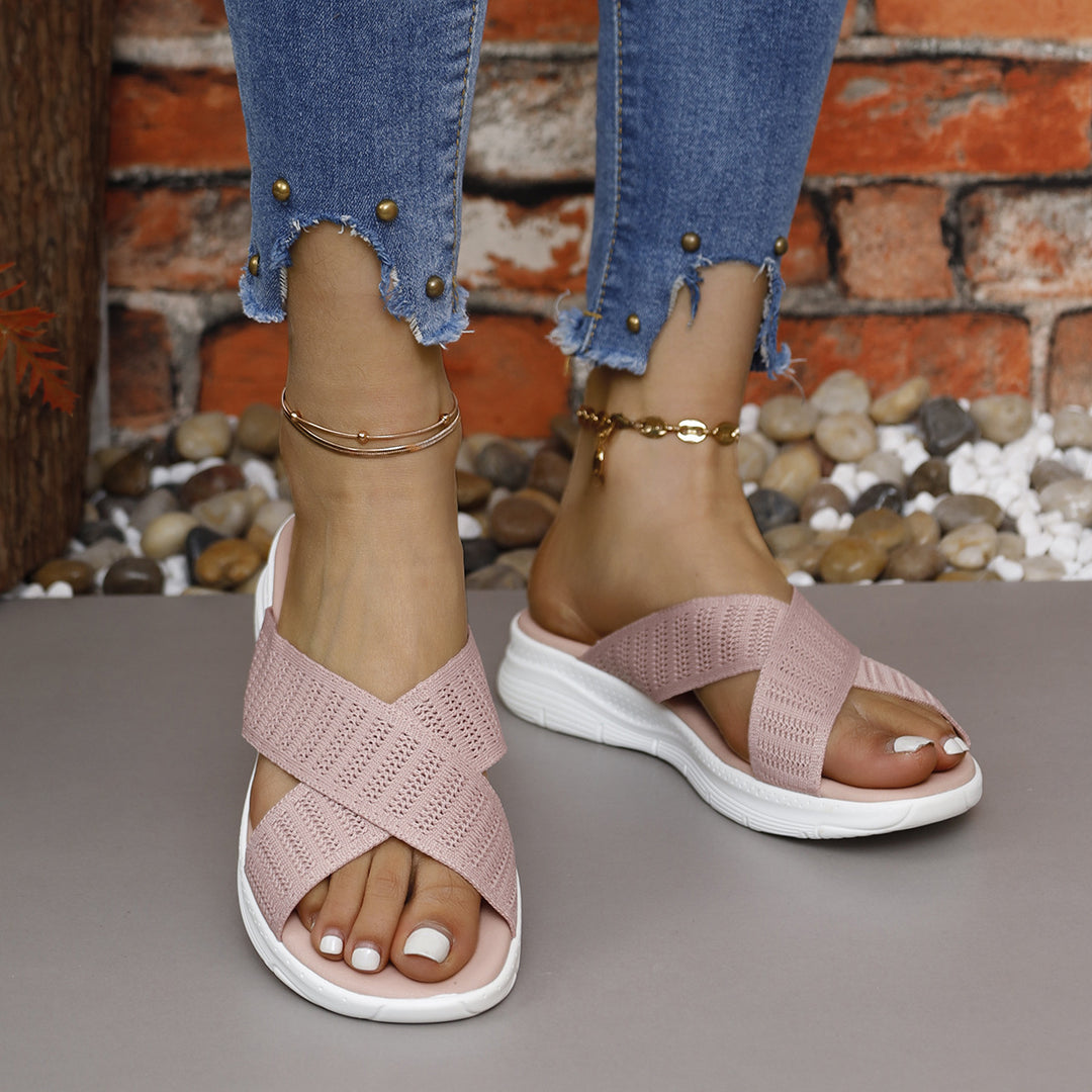 Trendy strappy sandals for women with breathable straps Lune London