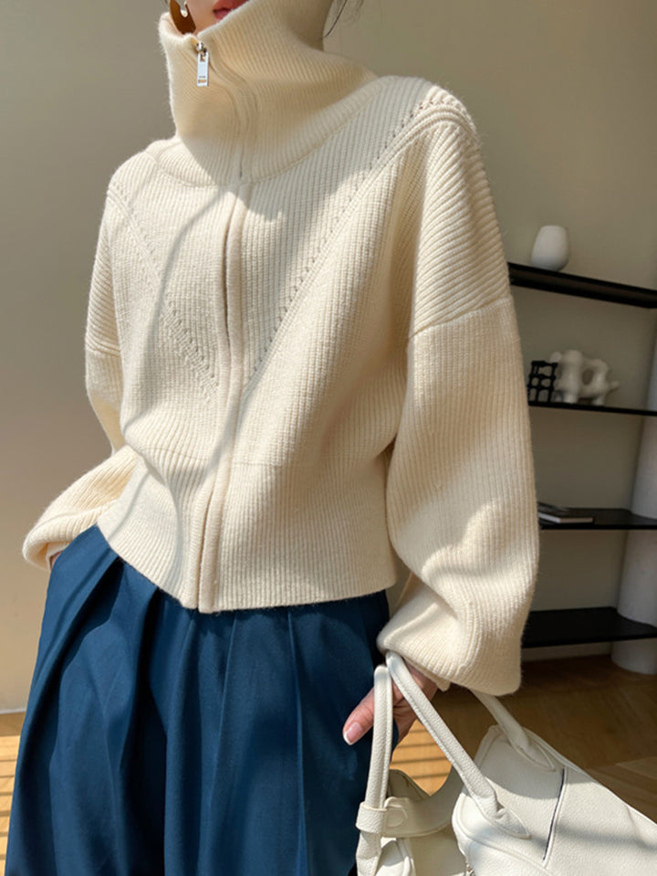 Pull femme en maille épaisse avec col montant et coupe décontractée Chic & Stil