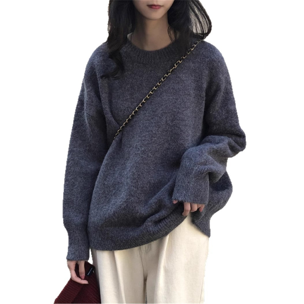 Oversized knitted pullover for women with a soft material and a relaxed fit Lune London