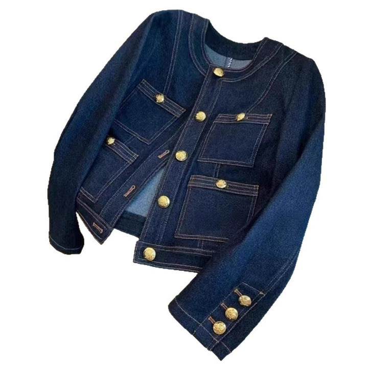 Veste en denim tendance pour femme avec des détails de boutons dorés Chic & Stil