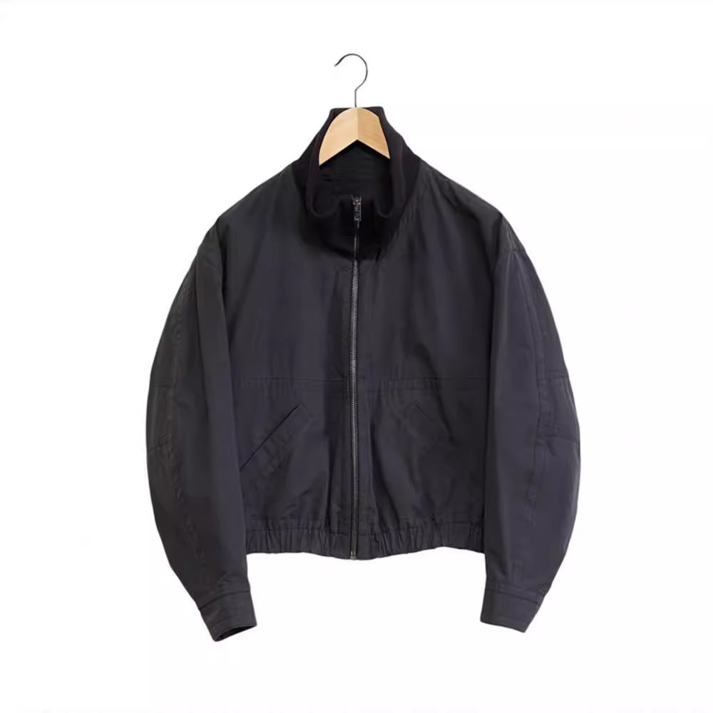Veste à capuche décontractée pour femmes avec col montant et fermeture éclair sur le côté Chic & Stil
