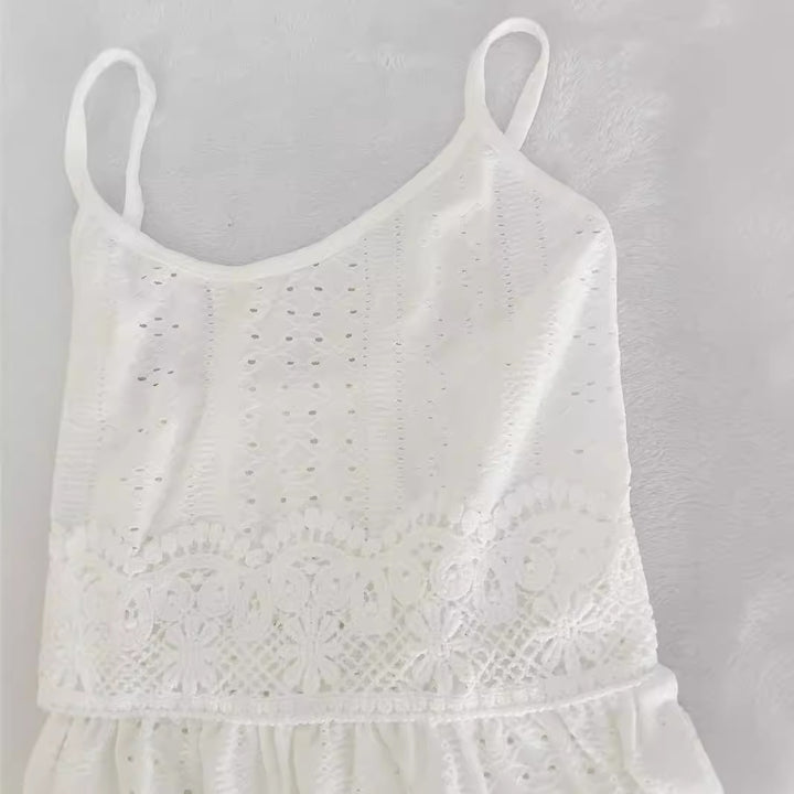 Women’s airy spaghetti strap top with crochet lace Lune London