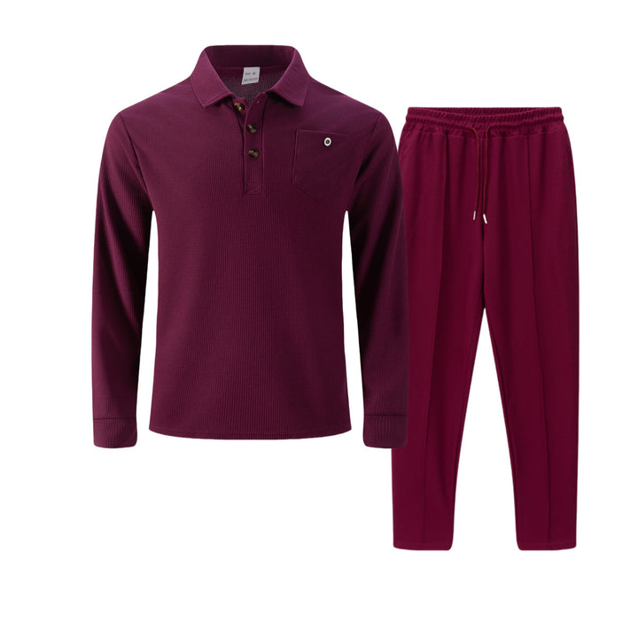 Leisure set for men with a structured modern design and practical buttons Lune London