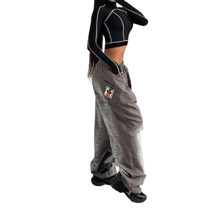 Casual women's pants with an oversized relaxed fit and trendy tear details Lune London