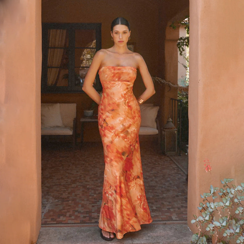 Ladies elegant strapless maxi dress with floral design and fitted cut