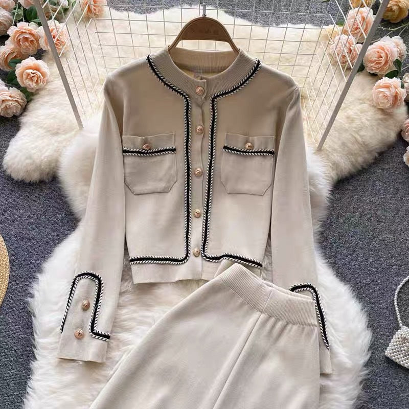 Elegant knitted loungewear set for women with beautiful button details and a wide leg Lune London