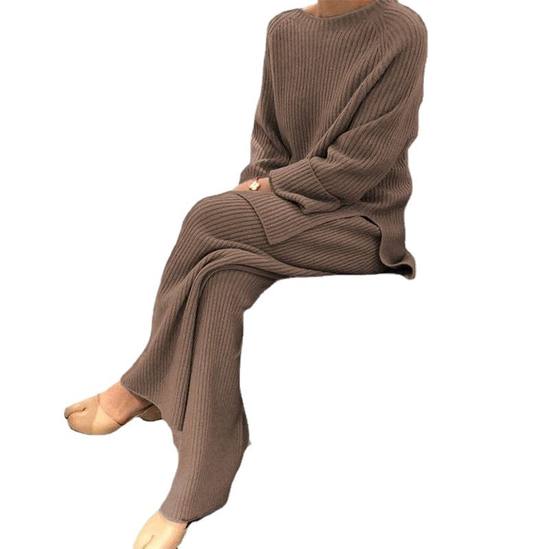 Women's knit set with loose fit and elegant ribbed pattern Lune London