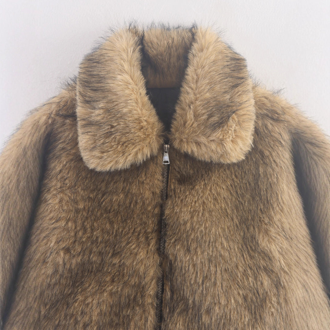 Ladies plush faux fur coat with stand-up collar Lune London
