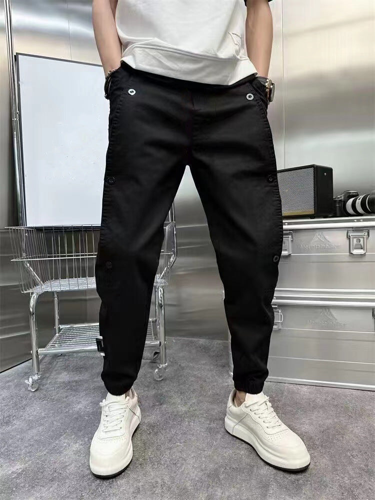 Trendy cargo pants for men with practical pockets and elastic waistband Lune London