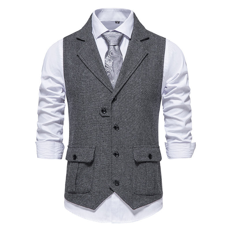 Men's suit vest with a modern herringbone design with practical pockets Lune London