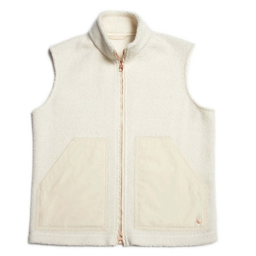 Fashionable men's fleece jacket with structured collar and practical pockets Lune London