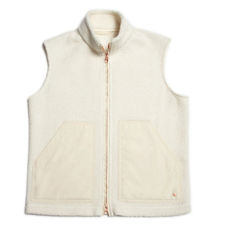 Fashionable men's fleece jacket with structured collar and practical pockets Lune London