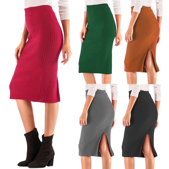 Ladies ribbed knit skirt with side slit Chic & Stil