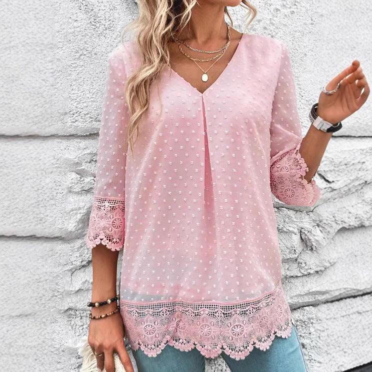 Blouse femme avec des détails en dentelle esthétique et des manches bouffantes Chic & Stil